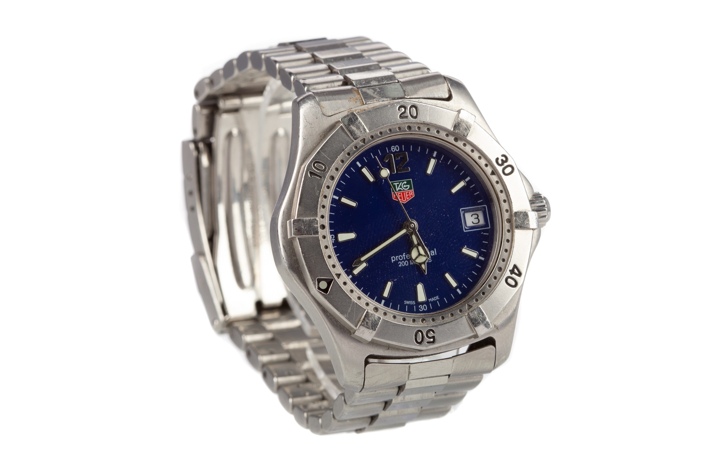 A GENTLEMAN'S TAG HEUER PROFESSIONAL STAINLESS STEEL QUARTZ WRIST WATCH - Image 2 of 2