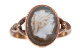 A CAMEO RING