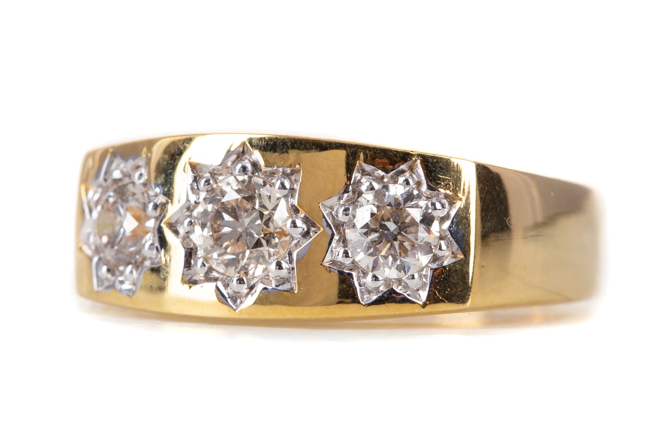 A DIAMOND GYPSY RING