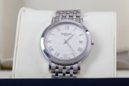 A GENTLEMAN'S RAYMOND WEIL STAINLESS STEEL QUARTZ WRIST WATCH