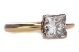 A CERTIFICATED DIAMOND SOLITAIRE RING