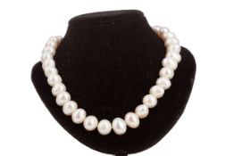 A PEARL NECKLACE