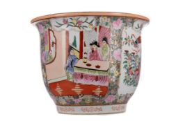 A CHINESE FAMILLE ROSE PLANTER