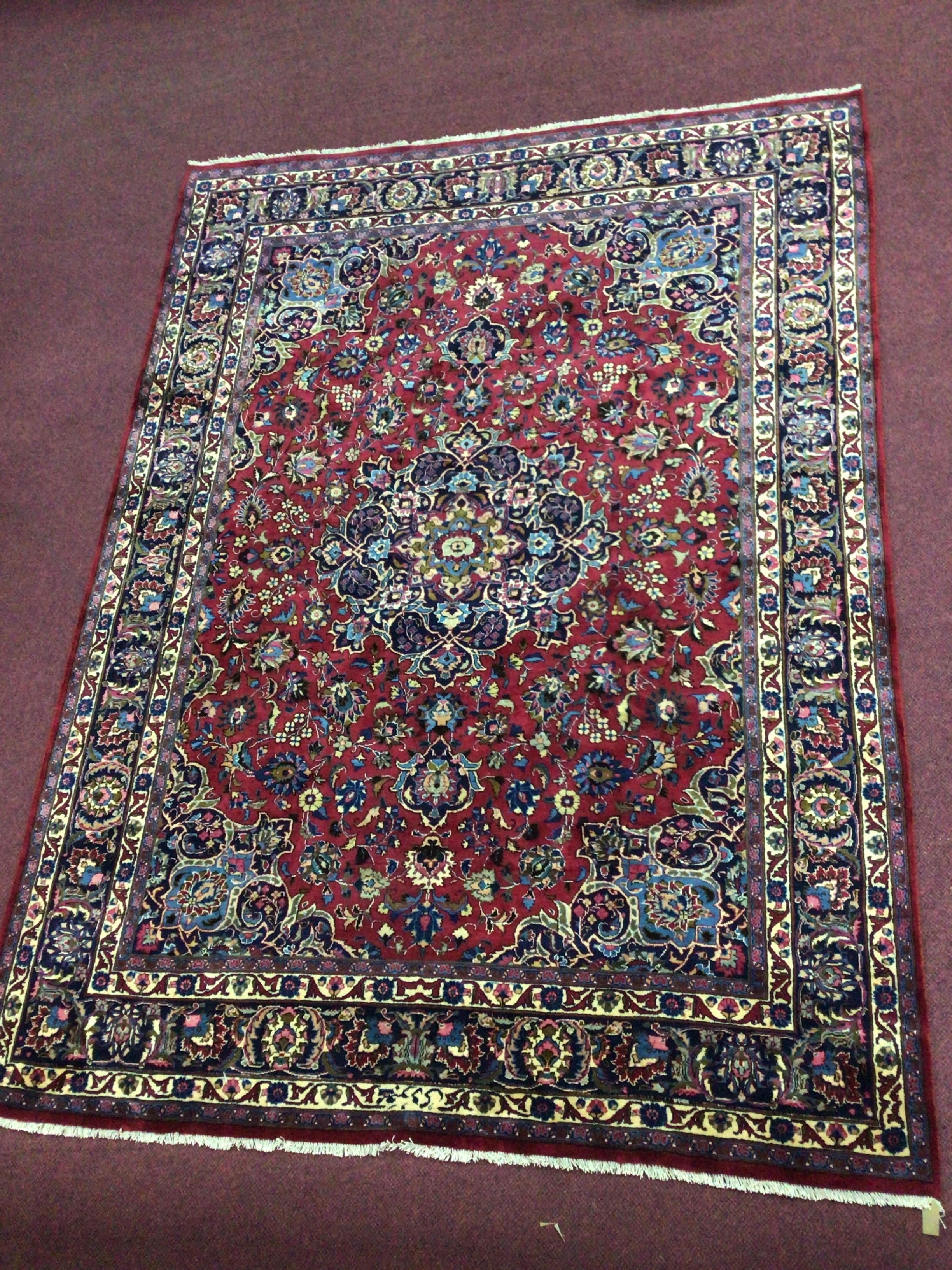 A PERSIAN MESHED RUG - Image 2 of 3