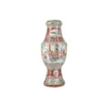 A LARGE 20TH CENTURY CHINESE FAMILLE ROSE VASE