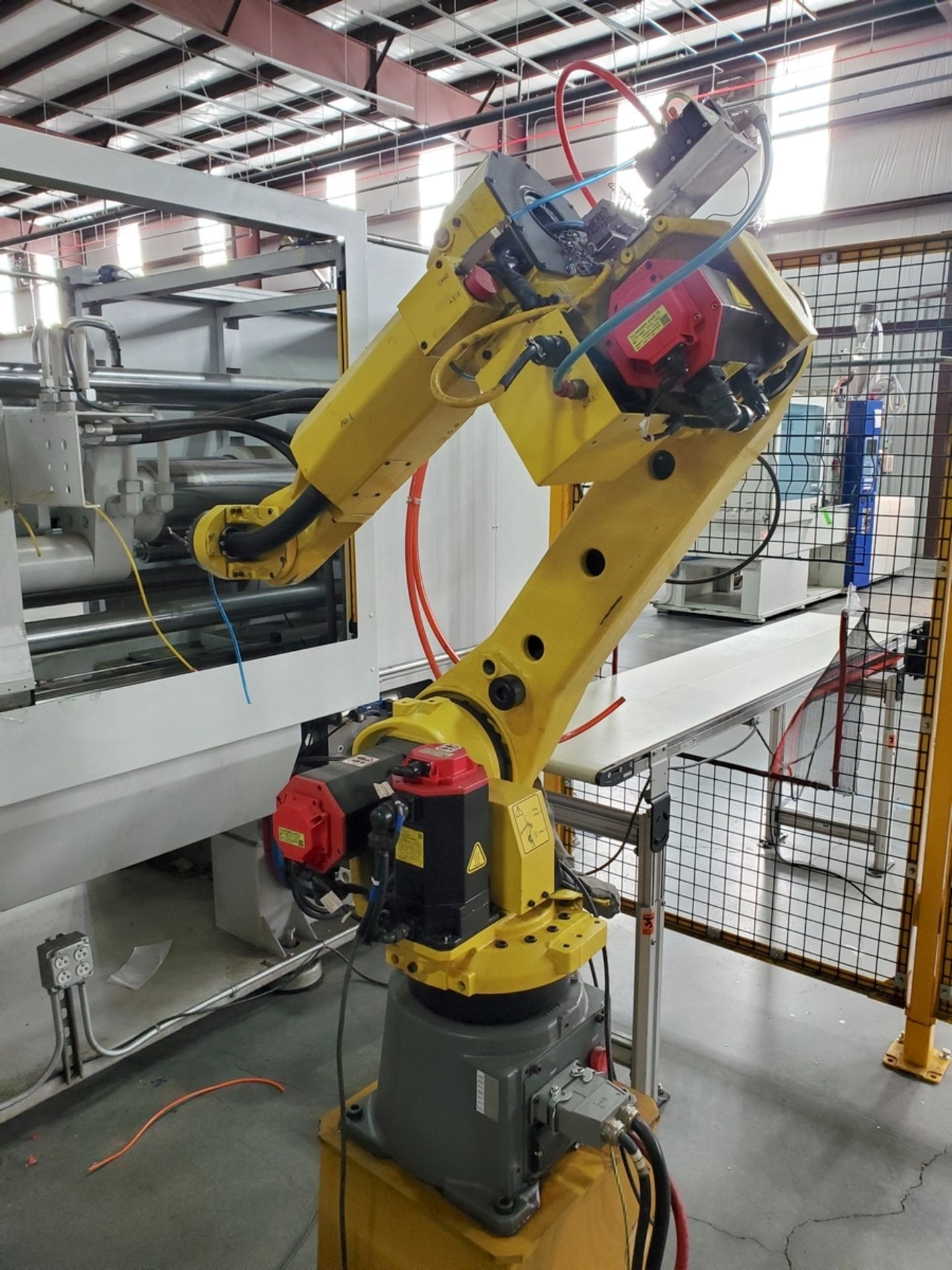 Fanuc M-20iA 6-Axis Robot, New in 2012 - Image 4 of 11