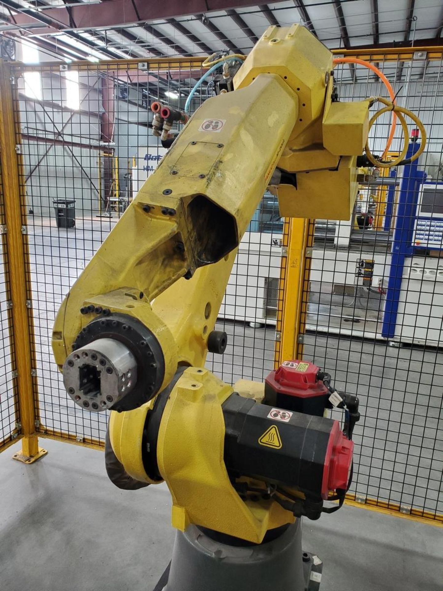 Fanuc M-20iA 6-Axis Robot, New 2013 - Image 4 of 10