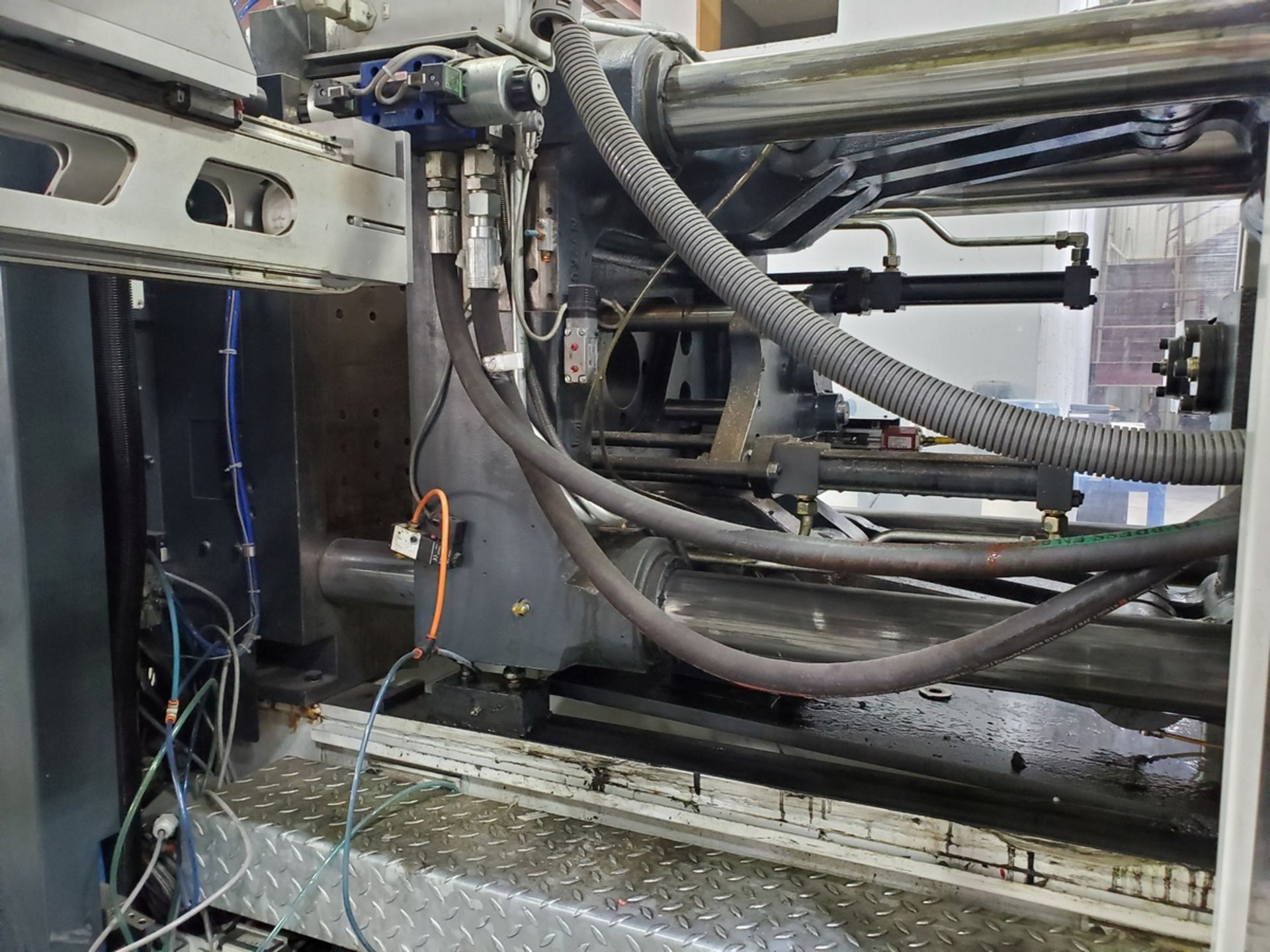 Negri Bossi Janus 220, 220 Ton Injection Molding Machine, New in 2014 - Image 9 of 13