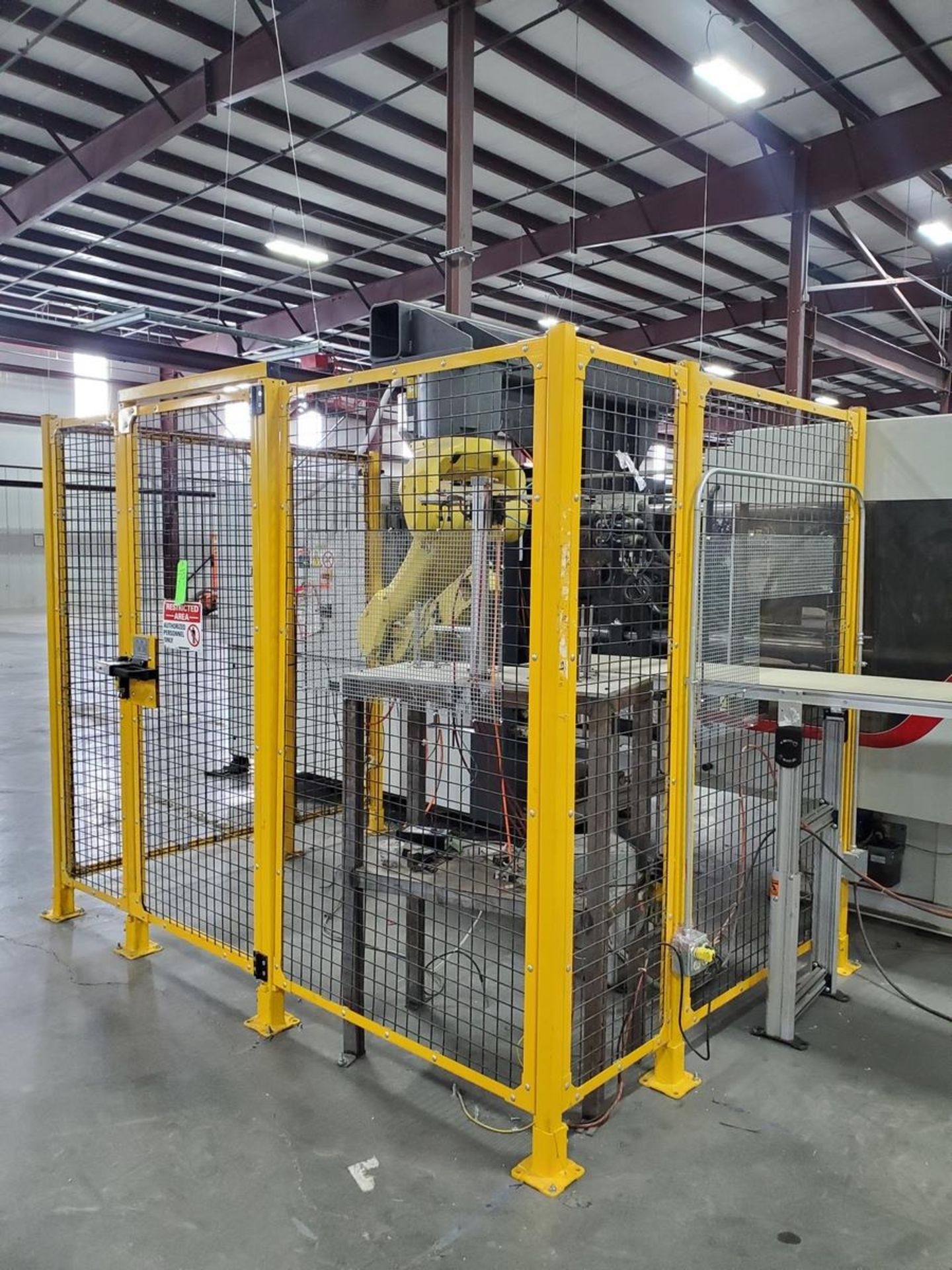 Fanuc M-20iB/25 6-Axis Robot, New in 2016