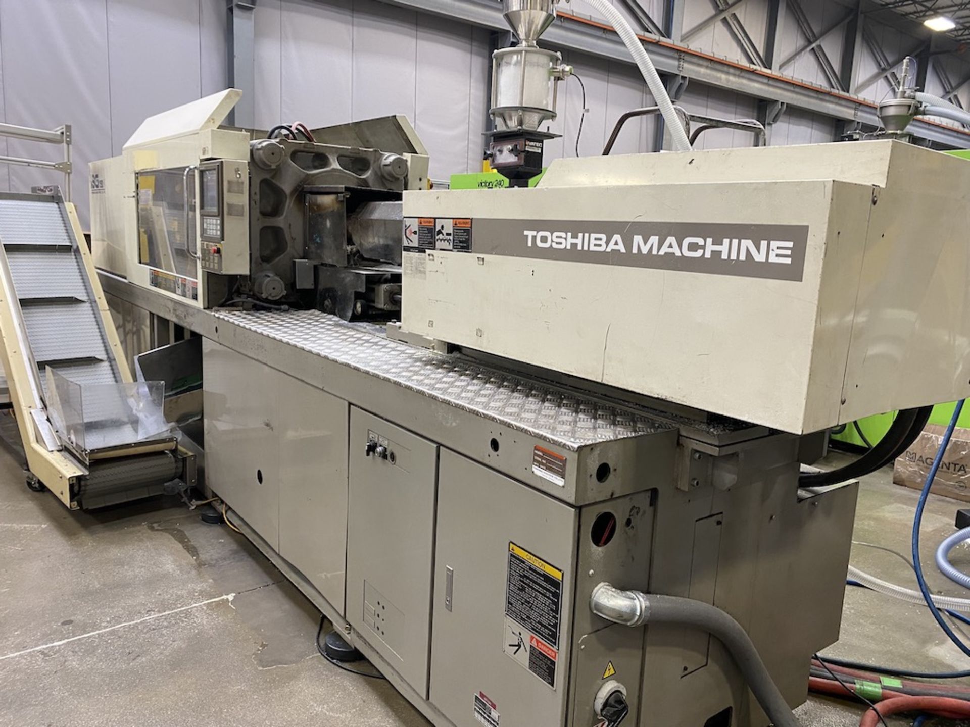 Toshiba ISG190NV21-10 190 Ton Injection Molding Press, New in 2004