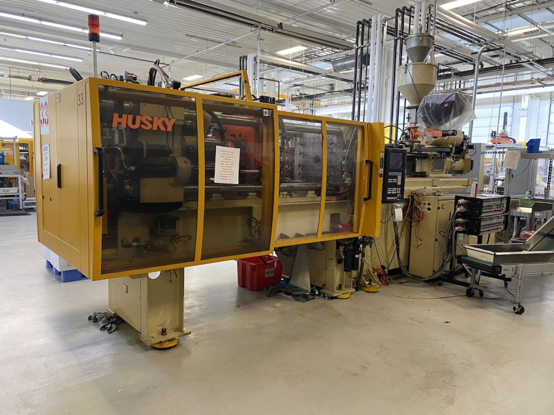 Husky GL160 RS60/50 160 Ton Injection Molding Press