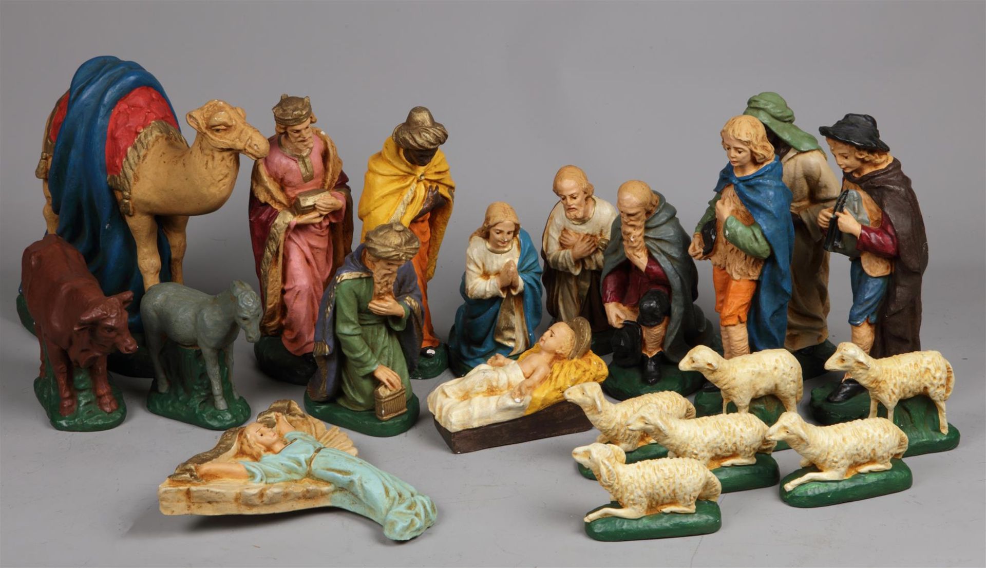 A complete nativity scene in plaster.