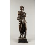 A bronze depicting a classical poet, second half of the 20t