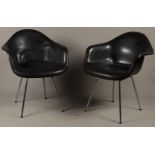 A set of vintage Herman Miller Eames LAX Lounge Chairs, Vit