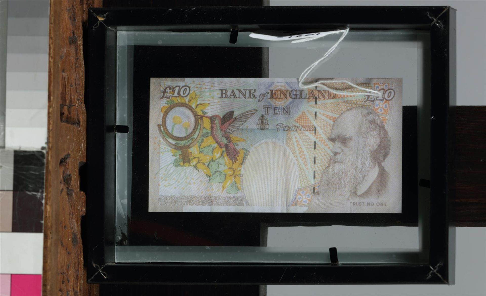 Banksy (1947-)
Di-faced ten-pound note. Published by Santa' - Bild 3 aus 4