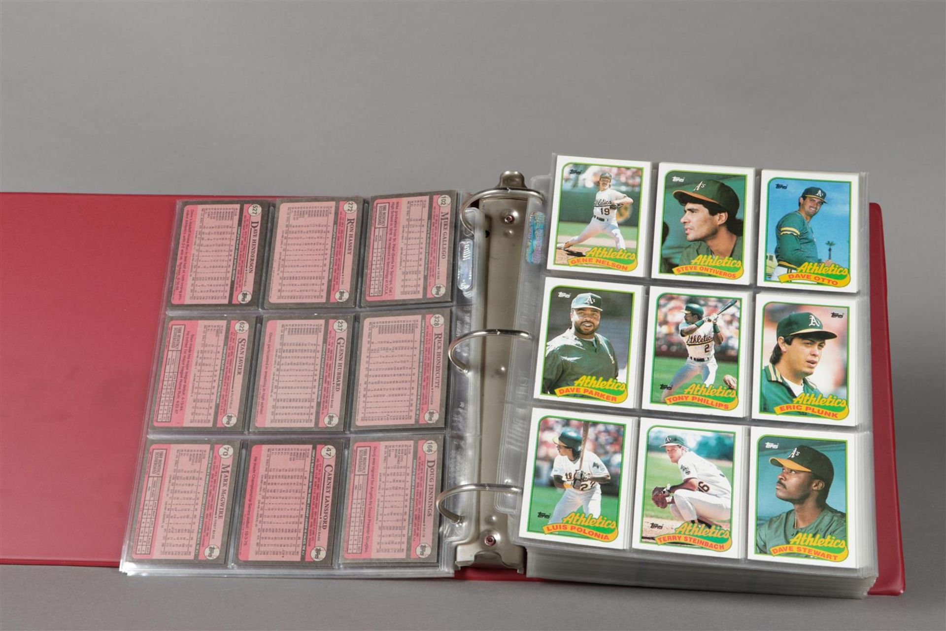 Een map met circa 760 "All-Star Baseball Cards".