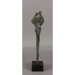 Elly de Clou (born Zoetermeer, 1953), Mother and child, bronze on honed marble base. Including certi