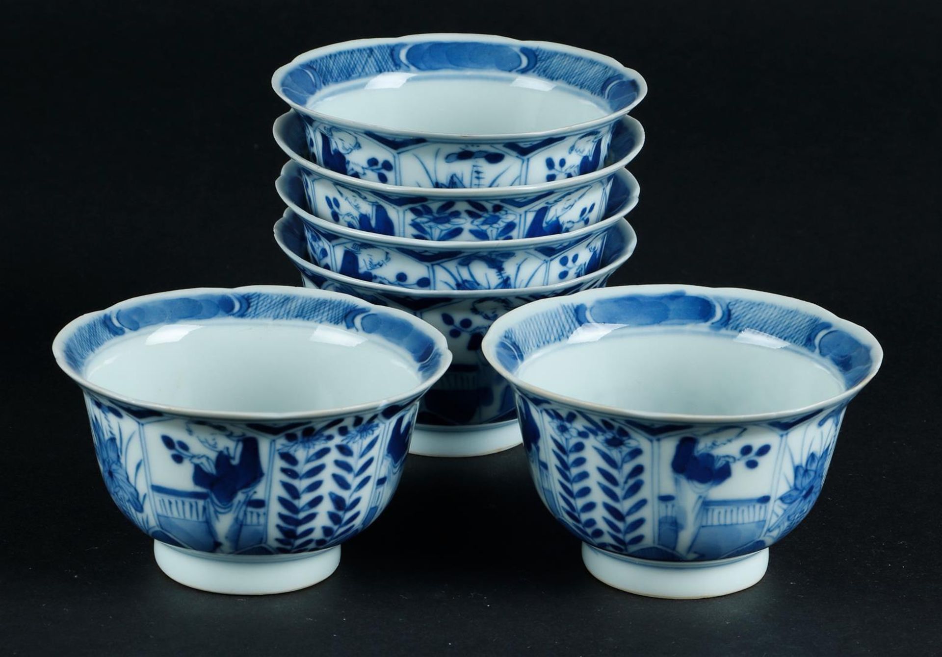 6x porcelain cups, molding decor. China, 19th century. And a beaker vase with lilac decor. China, 19 - Image 2 of 5