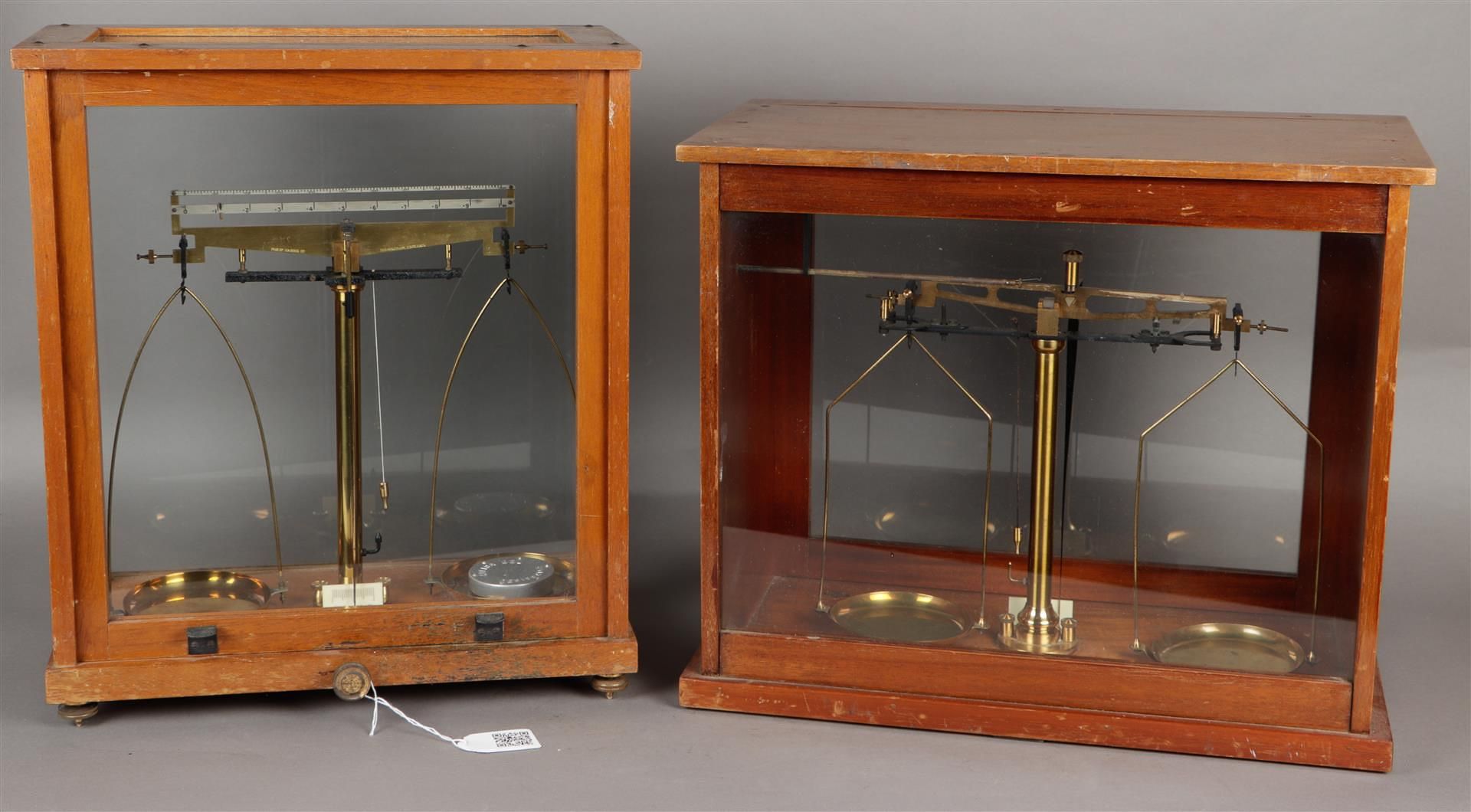 A lot consisting of two pharmacists scales. 20th century.