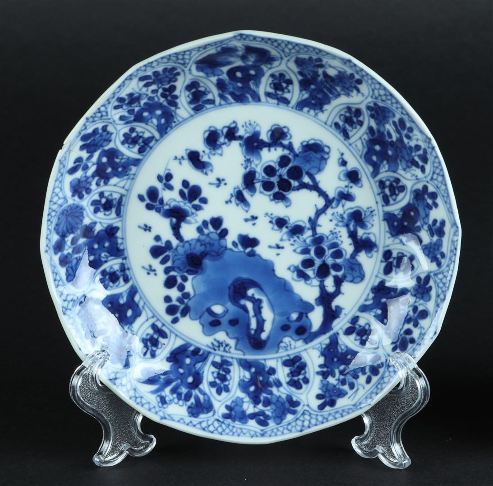 Two porcelain angled plates with relief lotus leaf, outer edge decor, the center with rich floral de - Image 3 of 5