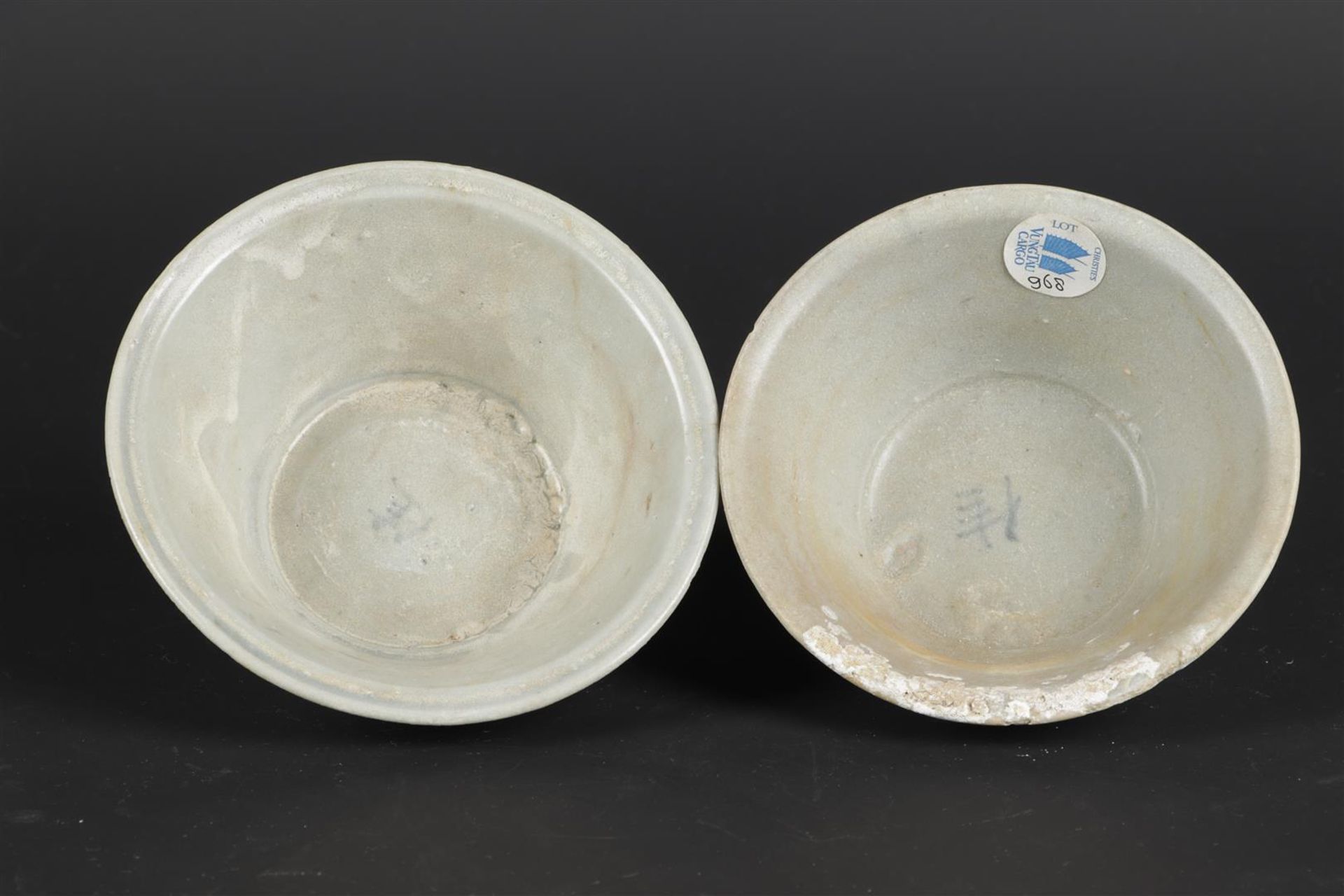 Two stoneware rice bowls, origin Vung Tau Cargo (sea finds auctioned at Christies, 1992). China, Kan - Image 3 of 7