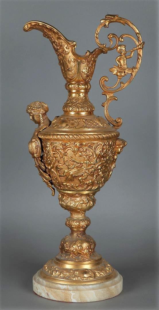 A large richly decorated bronze wine jug on a marble base. France, 19th century. - Image 3 of 3