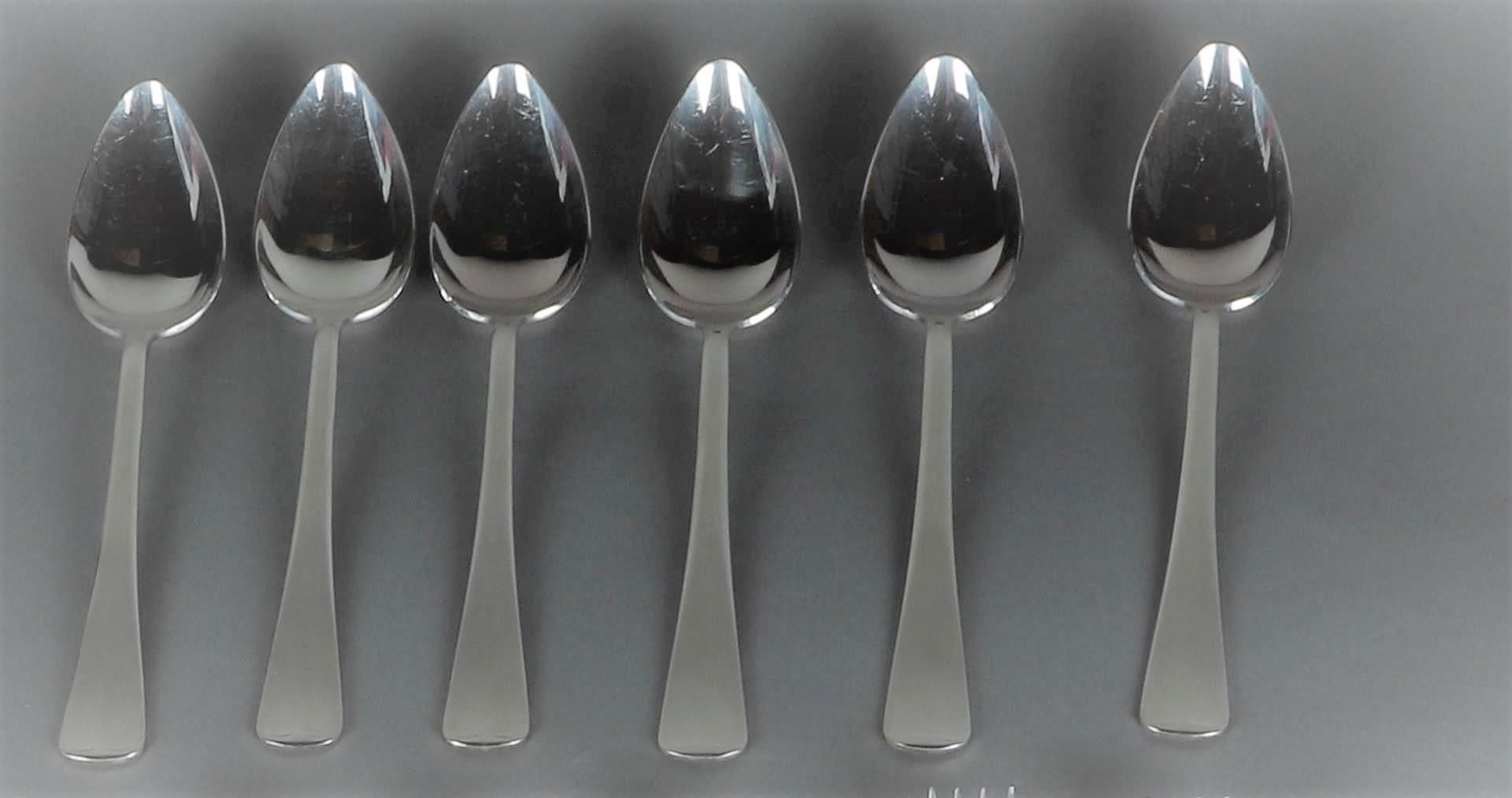 A 6 person silver dinner cutlery set consisting of spoons, knives and forks. 999 silver - M.J. Gerri - Image 2 of 5