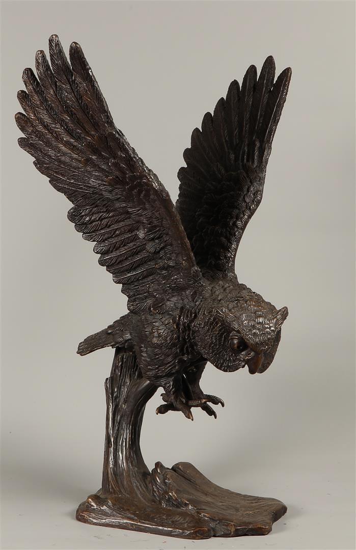 A bronze sculpture of an attacking little owl. Second half of the 20th century. - Image 3 of 5