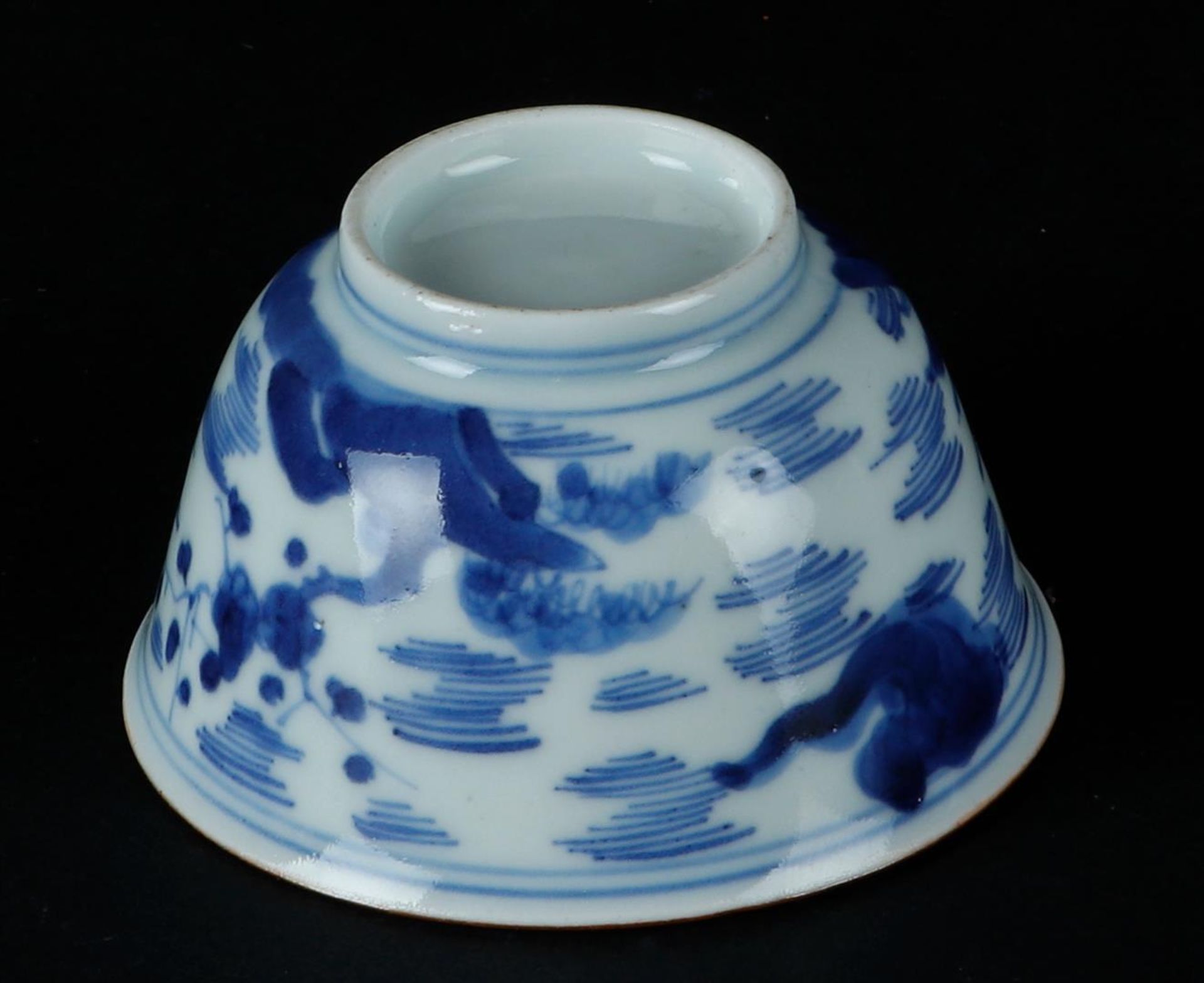 A porcelain bowl with landscape decor on the outside, with dignitary with servant with parasol. Chin - Image 3 of 4