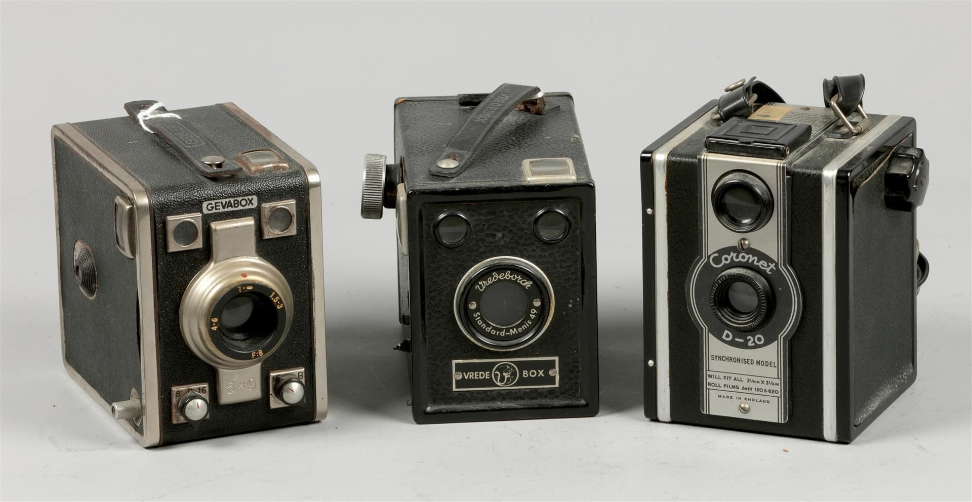 One consisting of (3) box cameras including a Vredebox Dandard Menis 49, a Coronet D-20 box camera, 