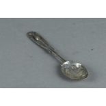 A silver birth spoon, 1937. 32.5 grams.