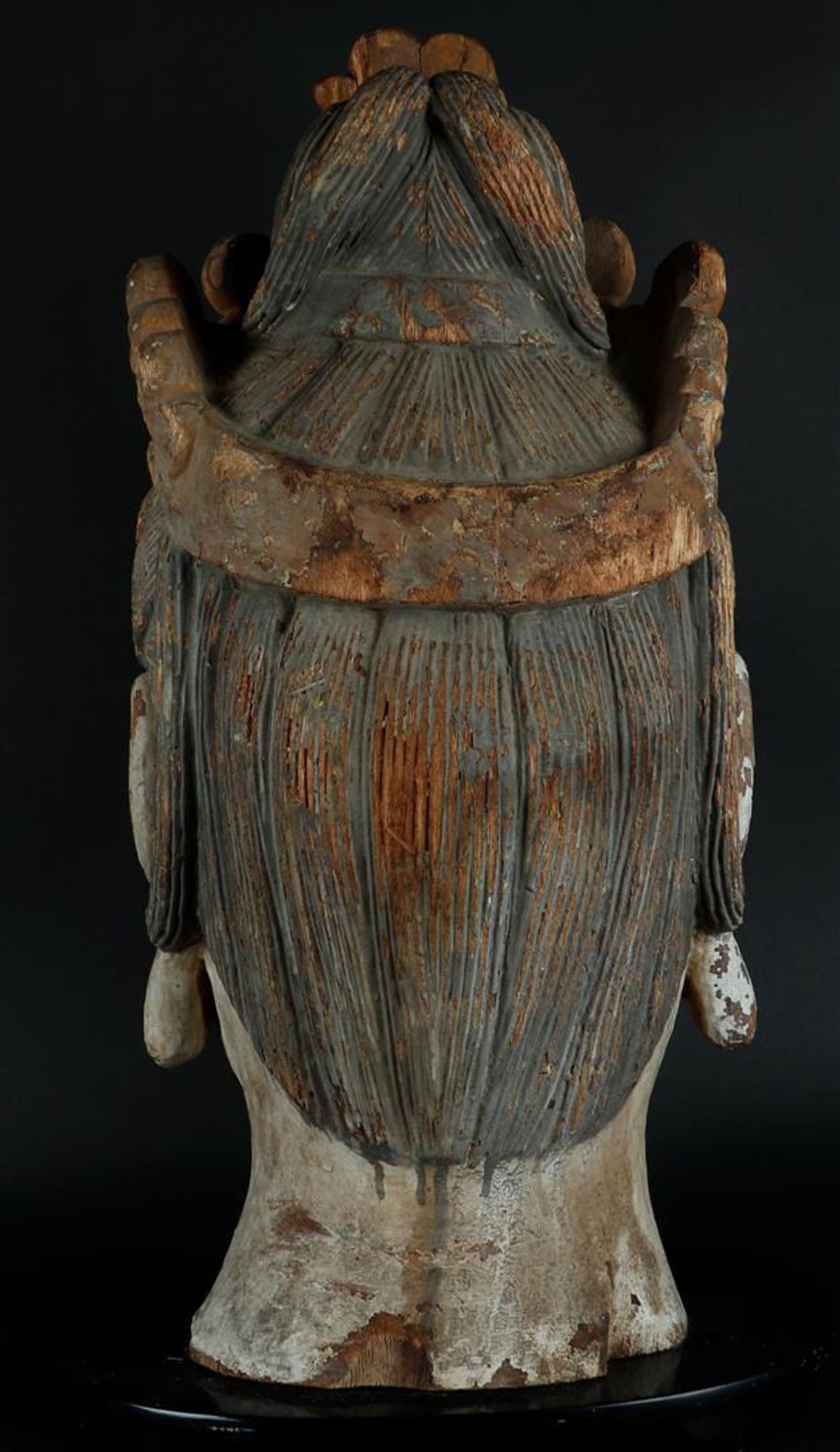 A carved wooden crowned Buddha head. China, Ming? - Image 5 of 6