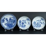 A lot of 3 porcelain dishes with landscape decor. China, 18th century.