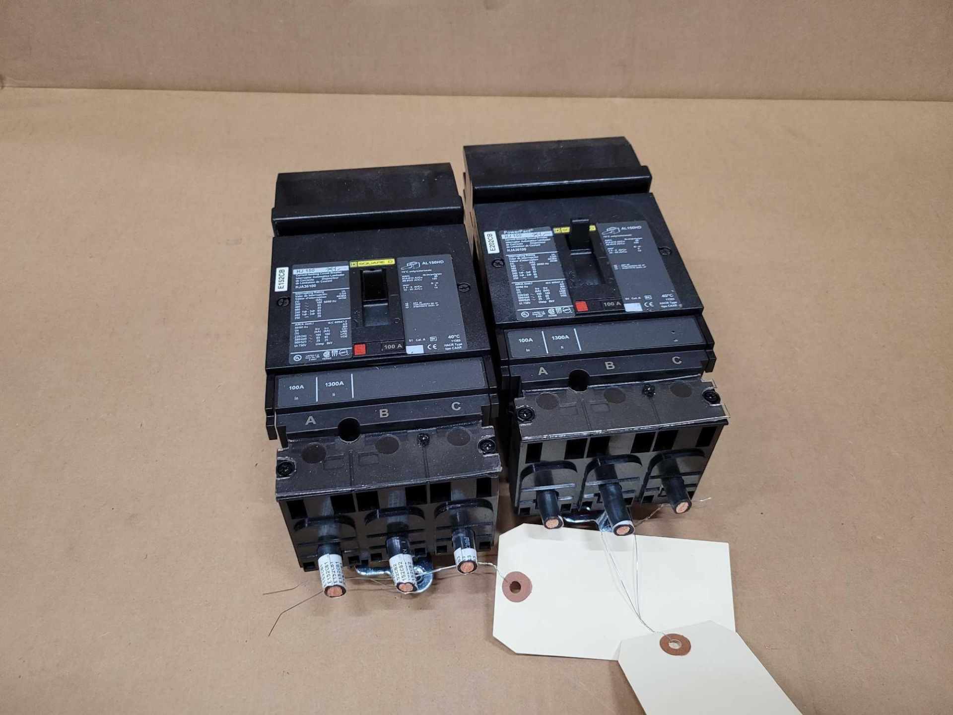 LOT OF 2 SQUARE D HJA36100 100 AMP CIRCUIT BREAKER