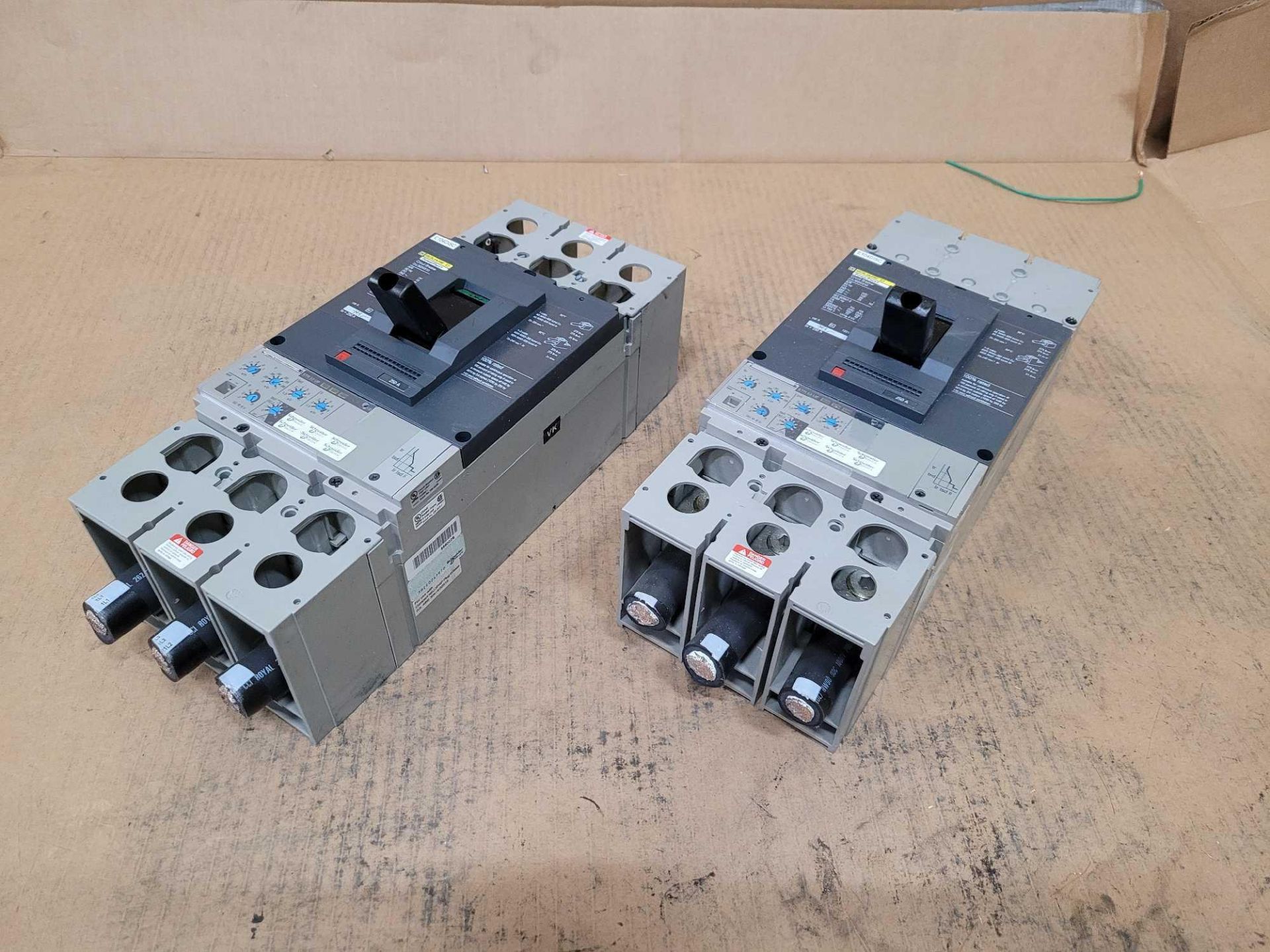 LOT OF 2 SQUARE D DJL36250E53 CIRCUIT BREAKER POWERPACT 250 AMP