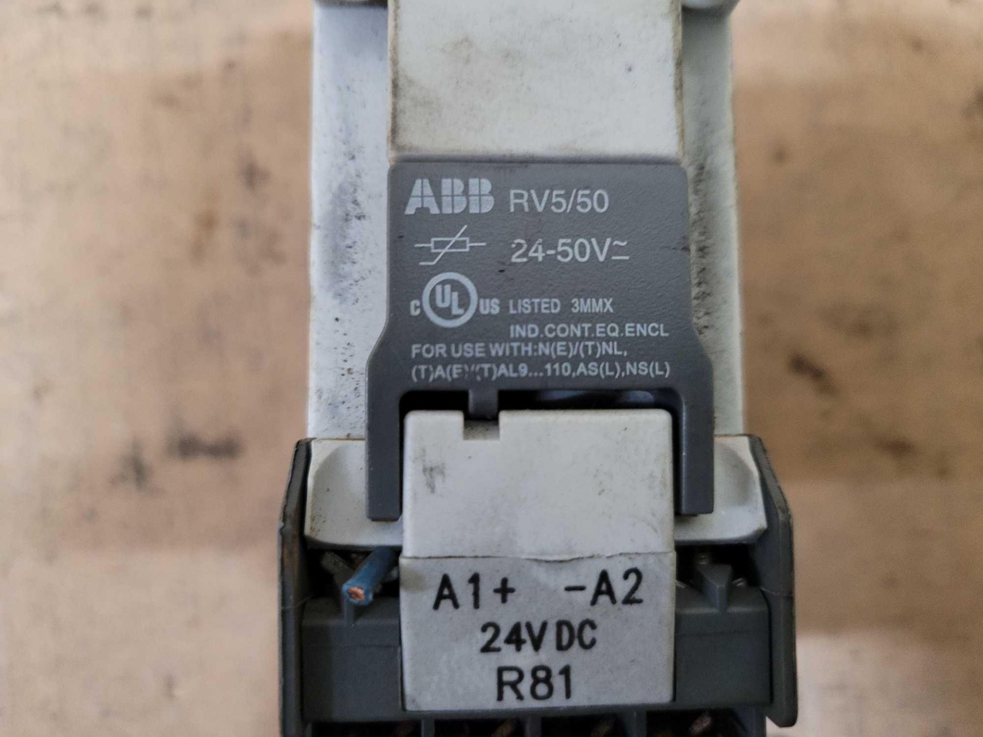 LOT OF 4 ABB NL40E RELAY CONTACTOR - Image 4 of 4