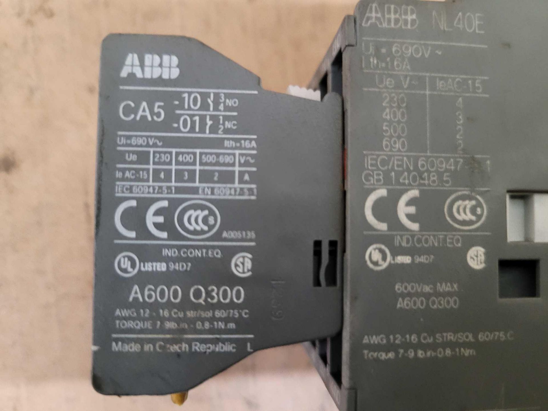 LOT OF 4 ABB NL40E RELAY CONTACTOR - Image 3 of 4