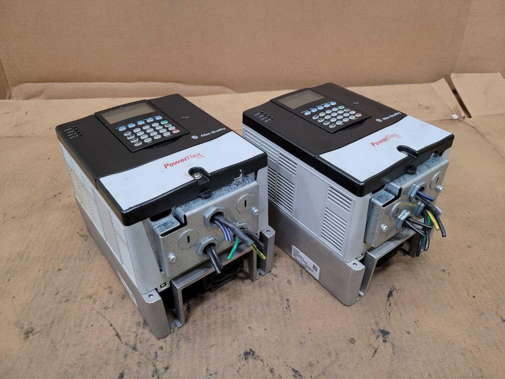 LOT OF 2 ALLEN BRADLEY 20AD5P0A3AYNANC0 /A PowerFlex 70 AC DRIVE