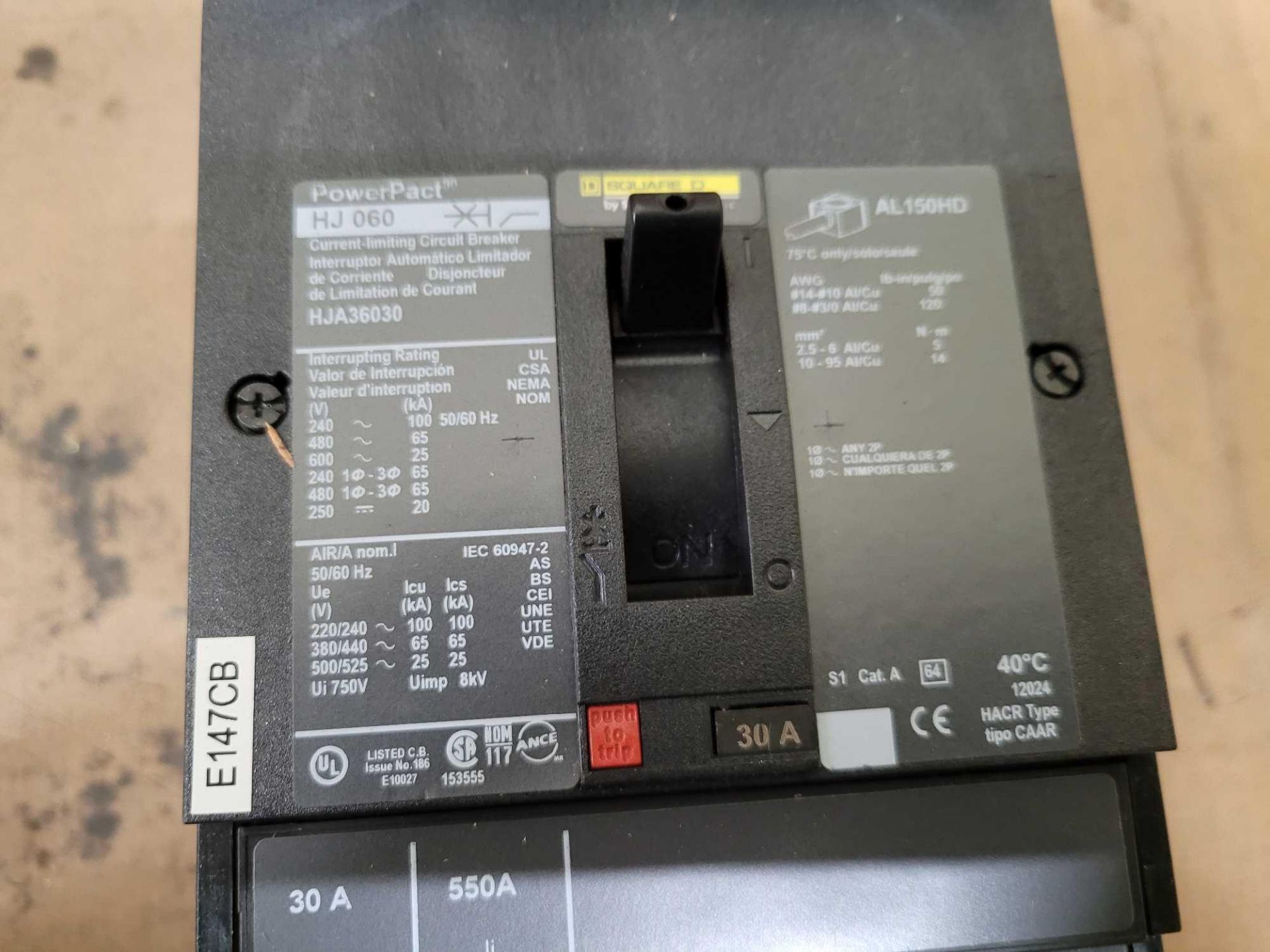 LOT OF 3 SQUARE D HJA36030 30 AMP CIRCUIT BREAKER - Image 3 of 3