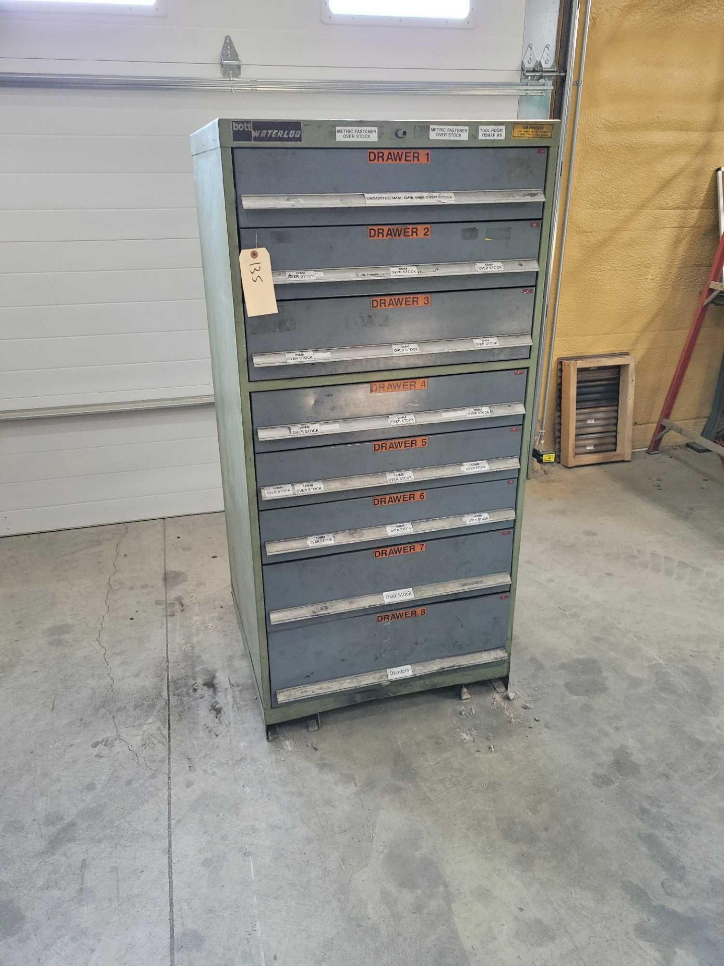 BOTT WATERLOO TOOL CABINET 29.75"X30"X61.5" 8 DRAWERS