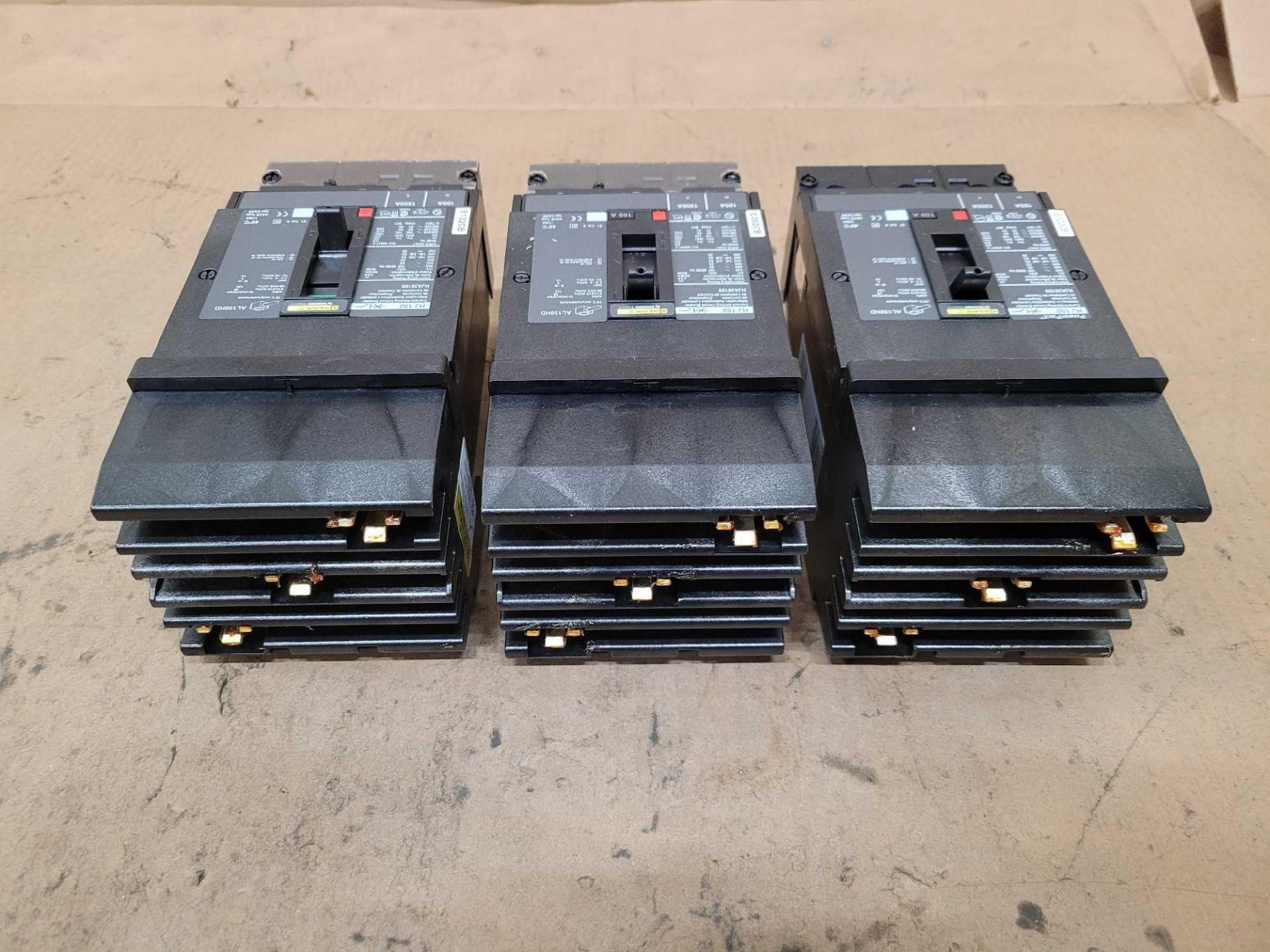 LOT OF 3 SQUARE D HJA36100 100 AMP CIRCUIT BREAKER - Image 2 of 3