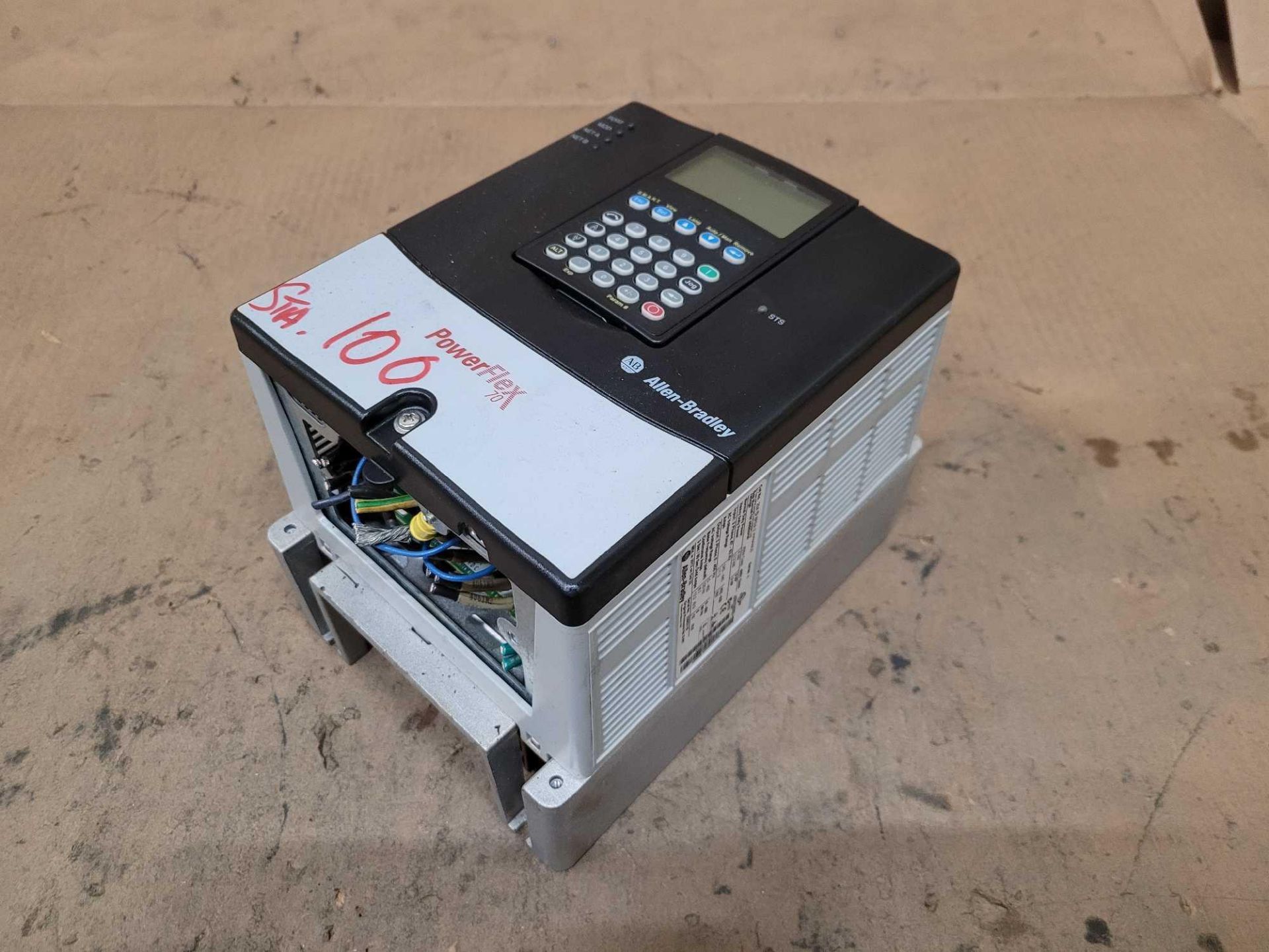 ALLEN BRADLEY 20AD8P0A3AYNANC0 /A PowerFlex 70 AC DRIVE