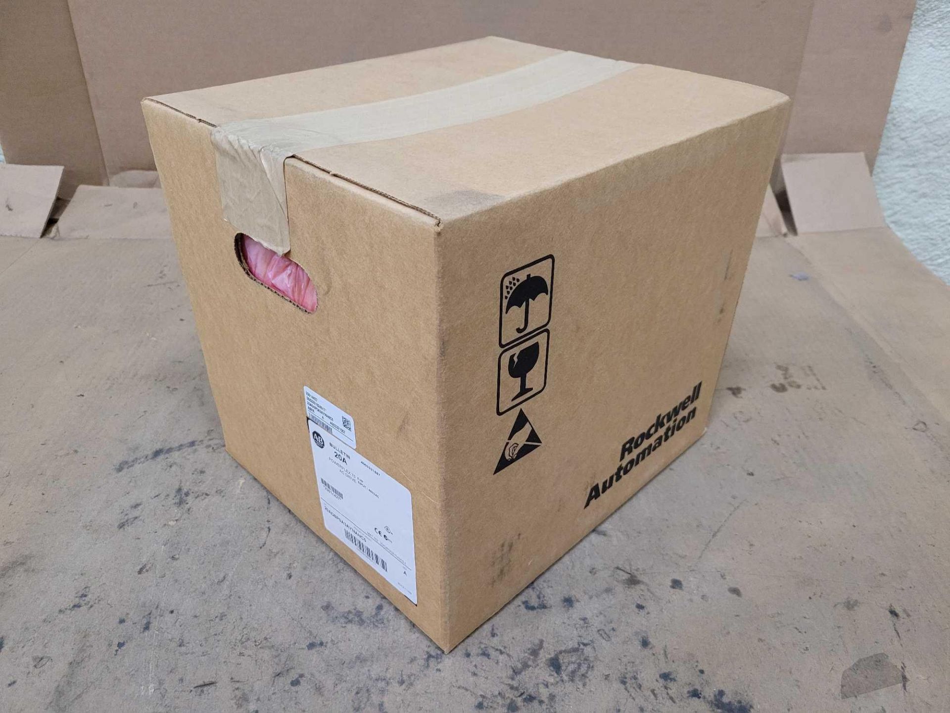 SEALED ALLEN BRADLEY 20AD8P0A3AYNANC0 /A PowerFlex 70 AC DRIVE