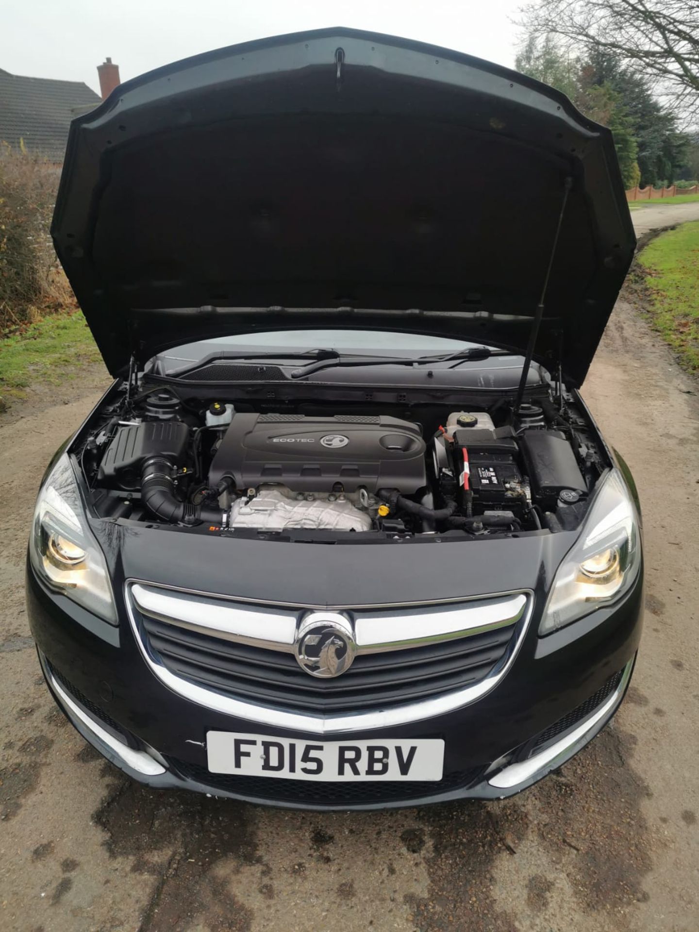 2015 VAUXHALL INSIGNIA TECHLINE CDTI ECO S/S BLACK HATCHBACK, 49,302 MILES *NO VAT* - Image 13 of 23