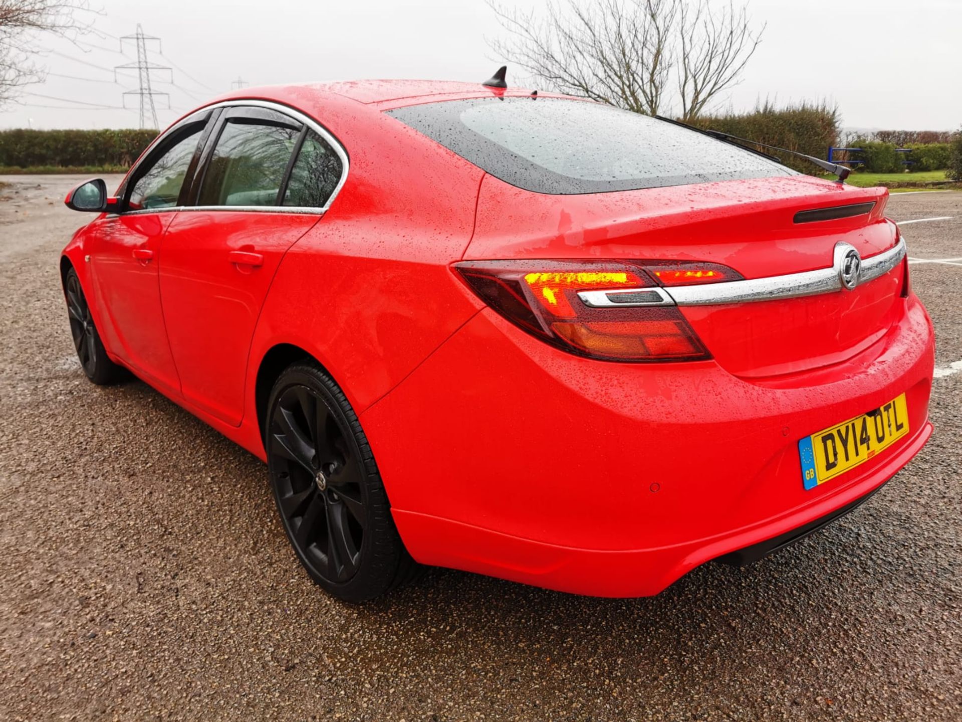 2014 VAUXHALL INSIGNIA TECHLINE CDTI ECO S/S RED HATCHBACK, 117,308 MILES *NO VAT* - Image 5 of 23