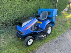 ISEKI SG153 DIESEL RIDE ON MOWER WITH REAR COLLECTOR, SHOWING A LOW AND GENUINE 991 HOURS *PLUS VAT*