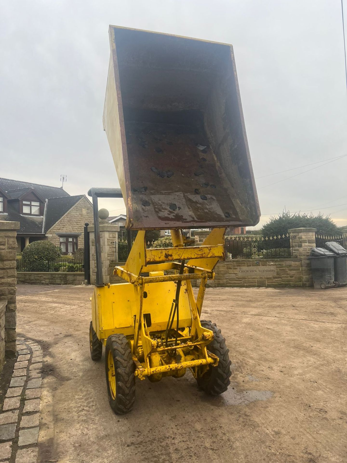 AUSA HIGH TIP DUMPER HATZ DIESEL ENGINE, RUNS DRIVES TIPS, ELECTRIC START *NO VAT* - Image 8 of 12