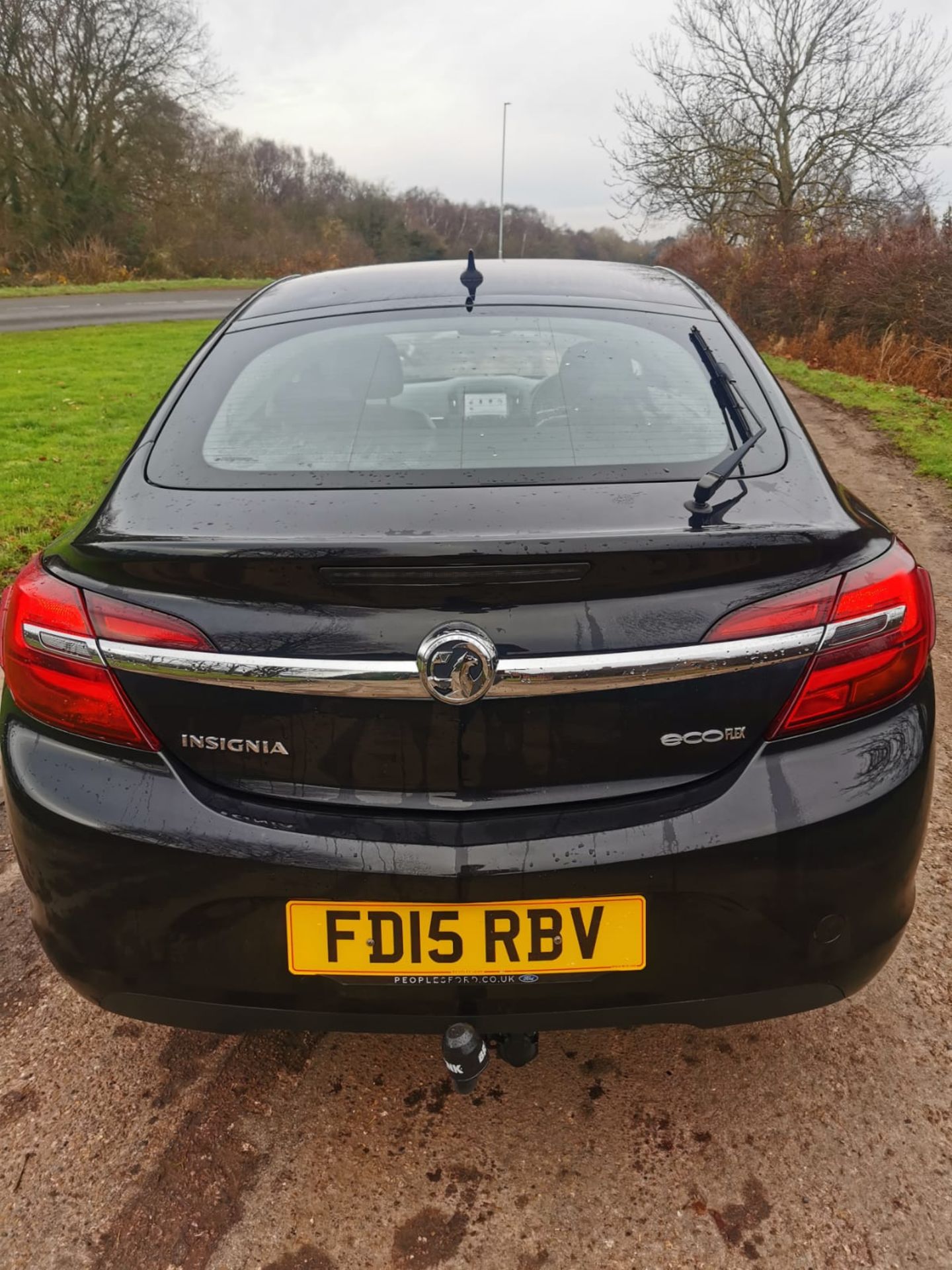 2015 VAUXHALL INSIGNIA TECHLINE CDTI ECO S/S BLACK HATCHBACK, 49,302 MILES *NO VAT* - Image 6 of 23