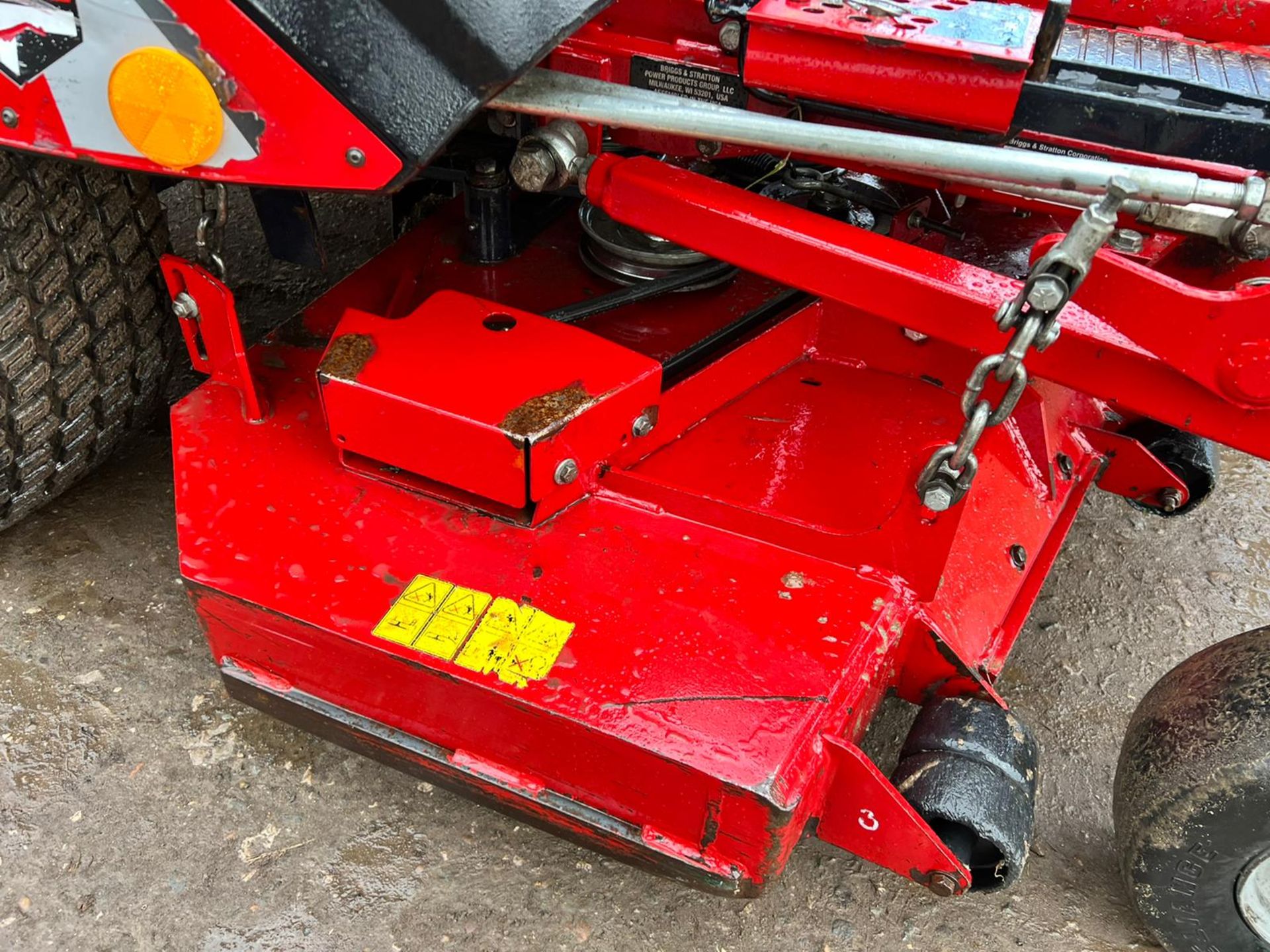 2015 FERRIS IS2500Z ZERO TURN MOWER, RUNS DRIVES AND DIGS, SHOWING A LOW 1134 HOURS *PLUS VAT* - Image 14 of 14