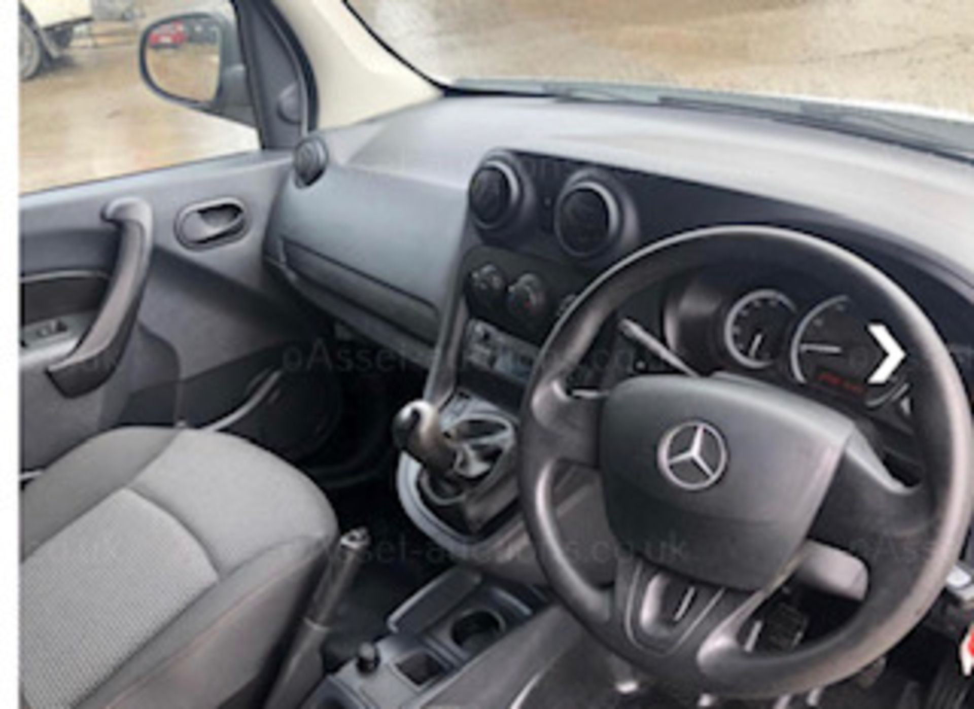 2018/68 MERCEDES-BENZ CITAN 109 CDI BLUEEFFICIENCY VAN, SIDE DOOR ONLY, 27K MILES *PLUS VAT* - Image 10 of 11